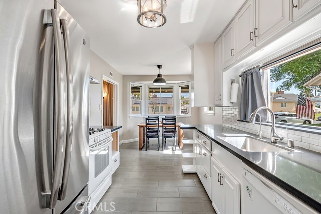 Detail Gallery Image 18 of 41 For 13627 De Alcala, La Mirada,  CA 90638 - 3 Beds | 2 Baths