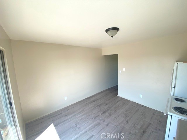 Image 3 of 9 For 15129 Elm Court C