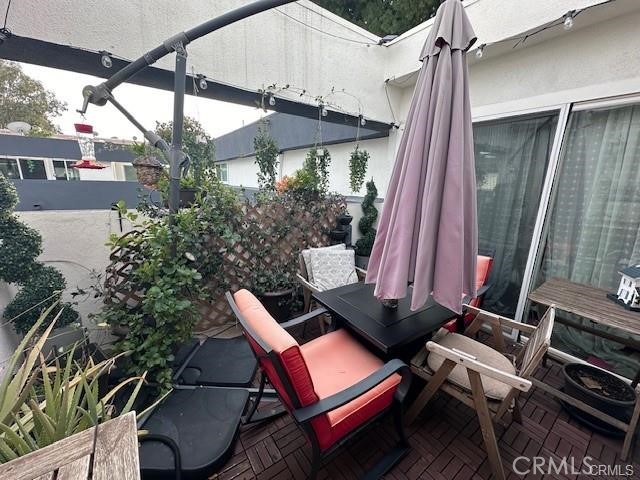 Detail Gallery Image 22 of 22 For 5144 Zelzah #3,  Encino,  CA 91316 - 2 Beds | 2/1 Baths