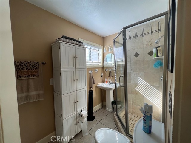 Listing photo id 24 for 791 2nd Street