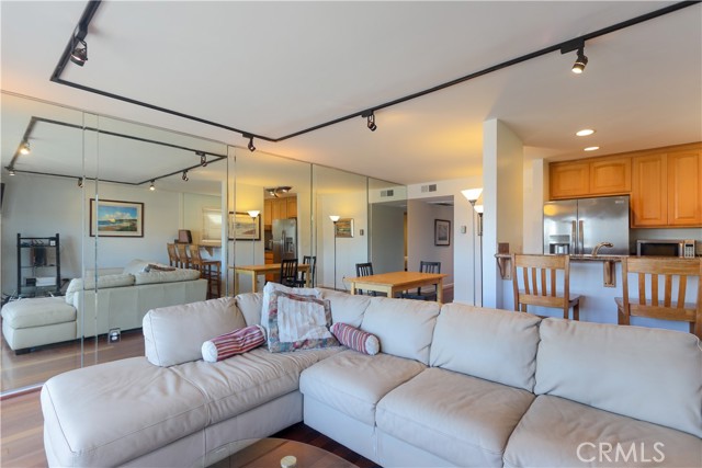 320 Hermosa Avenue, Hermosa Beach, California 90254, 1 Bedroom Bedrooms, ,1 BathroomBathrooms,Residential,For Sale,Hermosa,SB25240134 320 Hermosa Avenue, Hermosa Beach, California 90254, 1 Bedroom Bedrooms, ,1 BathroomBathrooms,Residential,For Sale,Hermosa,SB25240134