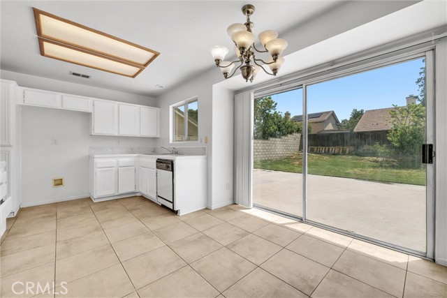 1841 Curtis Street, Loma Linda CA: https://media.crmls.org/medias/40f0dd1c-7154-4ab6-9848-aba26d4207e0.jpg