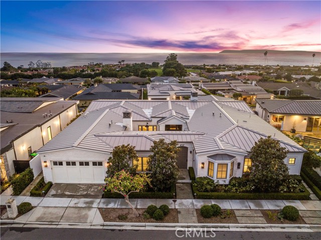 Detail Gallery Image 1 of 1 For 4737 Surrey Dr, Corona Del Mar,  CA 92625 - 4 Beds | 4/2 Baths