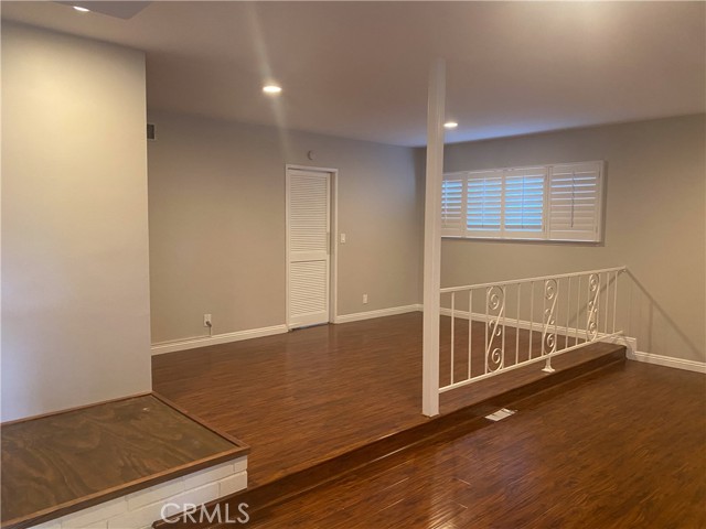 Detail Gallery Image 3 of 38 For 2106 Oxford Ave, Claremont,  CA 91711 - 4 Beds | 3 Baths