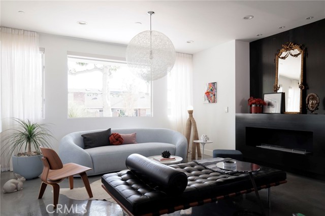 Detail Gallery Image 7 of 50 For 5473 E 4th, Long Beach,  CA 90814 - 3 Beds | 2/1 Baths