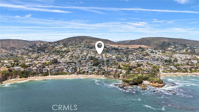 284 Chiquita Street, Laguna Beach CA: https://media.crmls.org/medias/40f42517-1d75-4b2e-8b68-8b707512363d.jpg