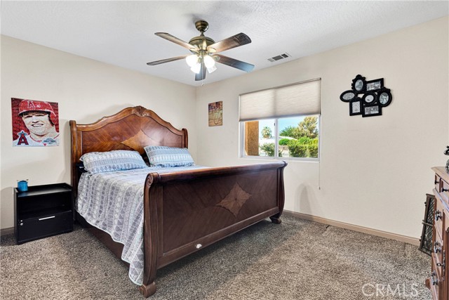 Detail Gallery Image 11 of 16 For 13611 El Rio Rd, Victorville,  CA 92392 - 4 Beds | 2 Baths