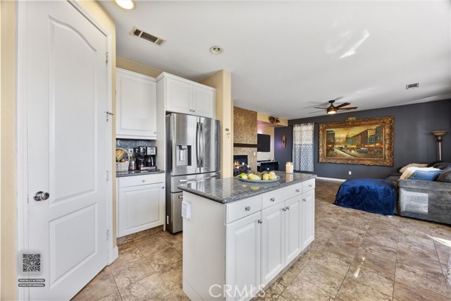 Detail Gallery Image 17 of 52 For 6119 Pilar, Bakersfield,  CA 93306 - 4 Beds | 3 Baths