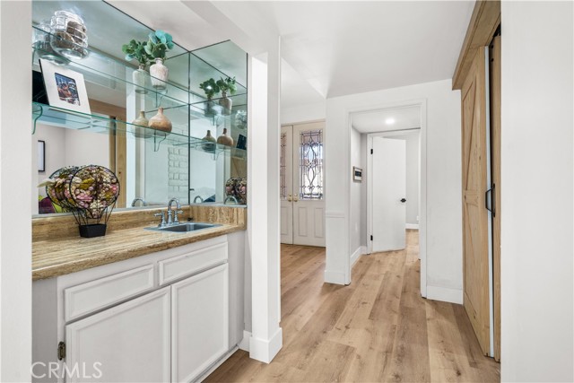 Detail Gallery Image 4 of 34 For 15 Bascom, Irvine,  CA 92612 - 3 Beds | 2 Baths