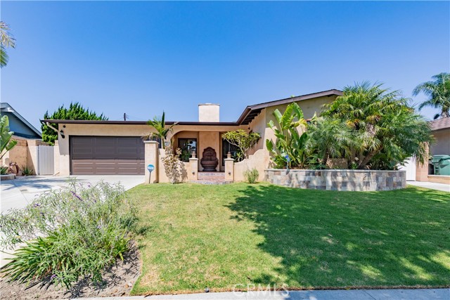 7541 Rhone Ln, Huntington Beach, CA 92647