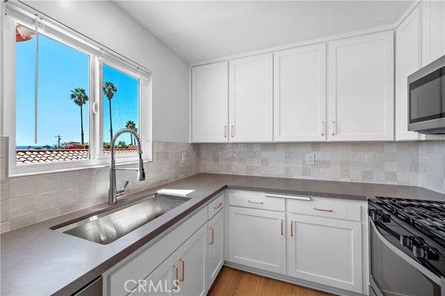 Detail Gallery Image 11 of 19 For 223 Avenida Victoria #B,  San Clemente,  CA 92672 - 2 Beds | 1 Baths