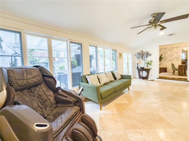 Detail Gallery Image 15 of 40 For 7002 Bryn Mawr Way, Whittier,  CA 90602 - 2 Beds | 2 Baths