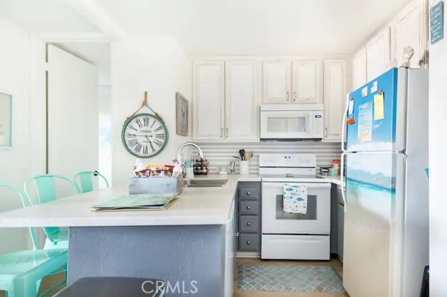 999 Pacific Street, Oceanside, California 92054, 1 Bedroom Bedrooms, ,1 BathroomBathrooms,Residential,For Sale,Pacific Street,BB24060640