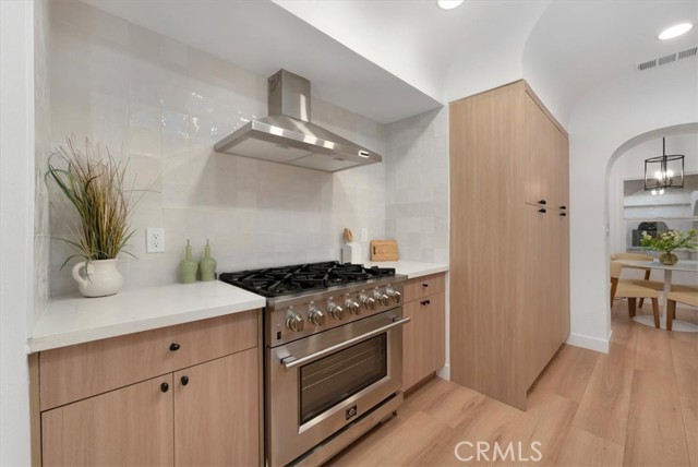 Detail Gallery Image 14 of 35 For 3905 Roxton Ave, Los Angeles,  CA 90008 - 3 Beds | 2 Baths