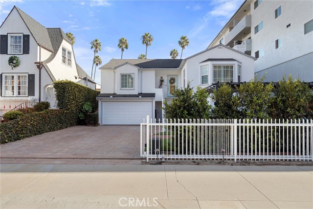 726 Esplanade, Redondo Beach, California 90277, 6 Bedrooms Bedrooms, ,1 BathroomBathrooms,Residential,For Sale,Esplanade,SB25009221