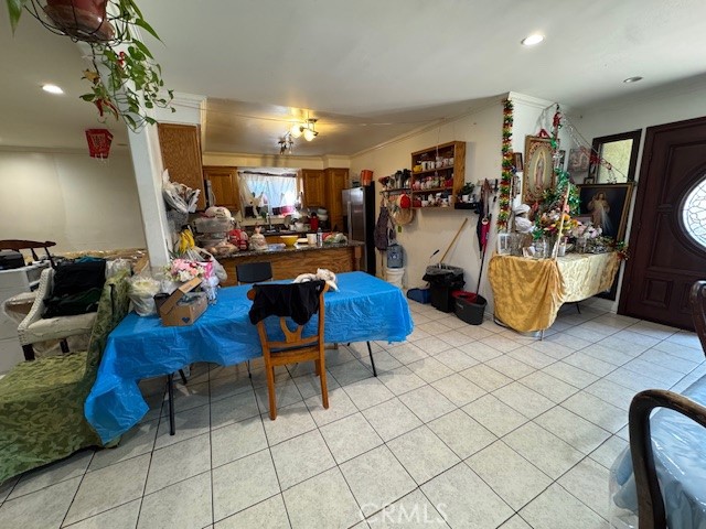 Detail Gallery Image 4 of 21 For 12112 Hoyt St, Sylmar,  CA 91342 - 4 Beds | 3 Baths