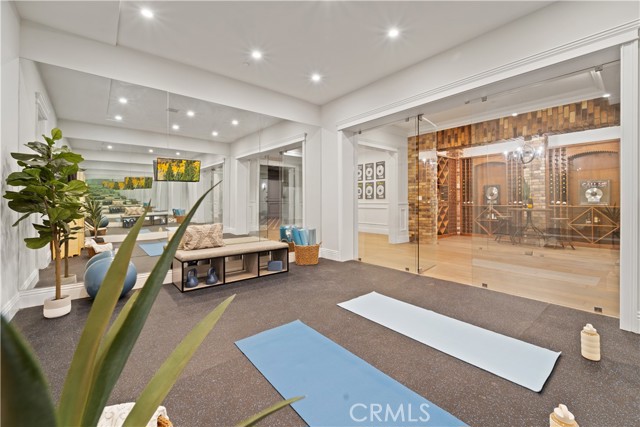 17528 Jayden Lane, Encino CA: https://media.crmls.org/medias/40f775e4-86a9-4149-9e07-4363d3db92b4.jpg