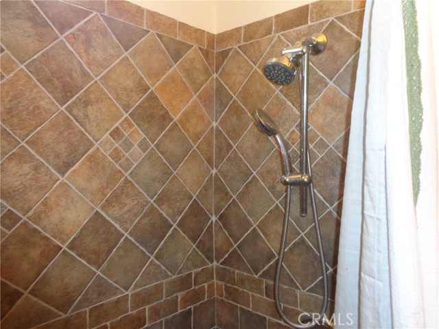 Detail Gallery Image 38 of 69 For 3855 York Bld, Los Angeles,  CA 90065 - 3 Beds | 2 Baths