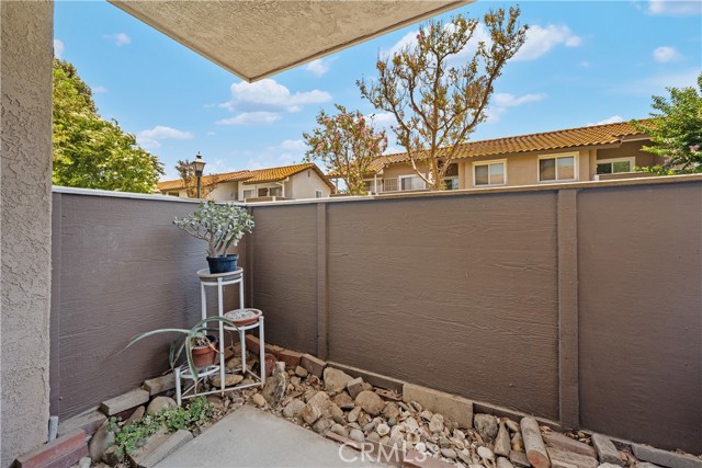 3639 Country Oaks Loop, Ontario CA: https://media.crmls.org/medias/40f7c34e-d543-4644-9548-0cb92f298158.jpg