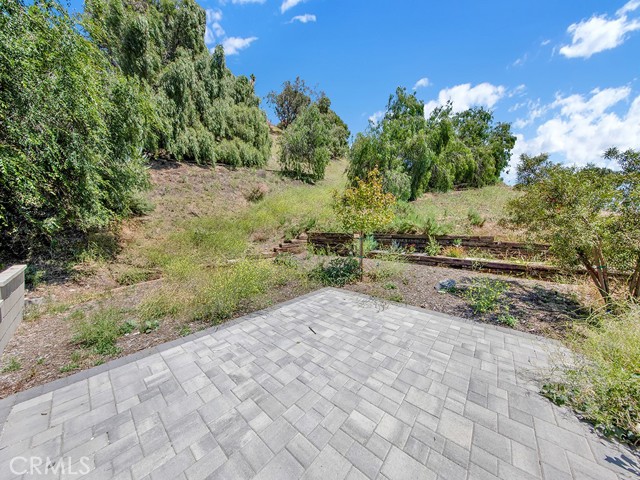 Detail Gallery Image 17 of 18 For 8600 Bluffdale Dr, Sun Valley,  CA 91352 - 3 Beds | 2/1 Baths