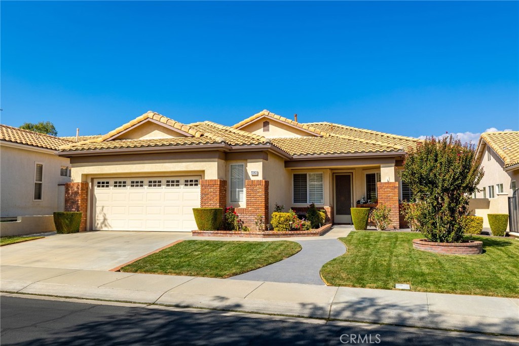 4920 Singing Hills Drive, Banning, CA 92220