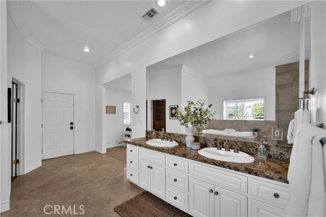 Detail Gallery Image 21 of 43 For 9243 Balfour, Pico Rivera,  CA 90660 - 3 Beds | 3/1 Baths