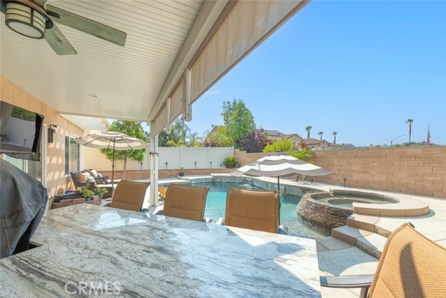 30567 Mill Valley Court, Murrieta CA: https://media.crmls.org/medias/40fa43ea-ad04-4b74-a30c-2d4ed1bc4130.jpg