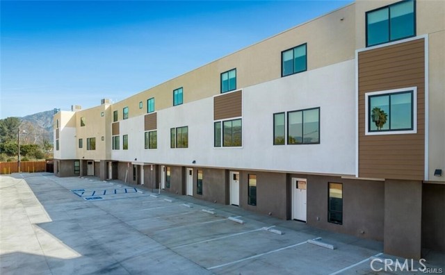 Detail Gallery Image 1 of 25 For 4251 E Live Oak Ave #6,  Arcadia,  CA 91006 - 3 Beds | 3/1 Baths