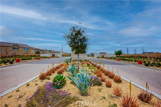 Detail Gallery Image 40 of 43 For 16746 Mistletoe, Fontana,  CA 92336 - 3 Beds | 2 Baths