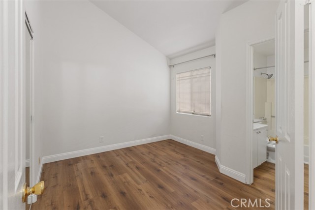 Detail Gallery Image 25 of 45 For 10 Bettoni Aisle, Irvine,  CA 92606 - 3 Beds | 2/1 Baths