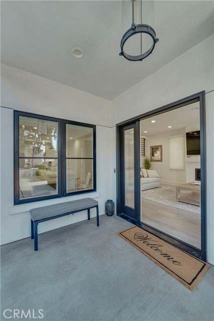 Detail Gallery Image 7 of 67 For 608 Heliotrope, Corona Del Mar,  CA 92625 - 4 Beds | 4 Baths