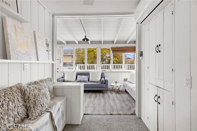 251 Viejo Street, Laguna Beach CA: https://media.crmls.org/medias/40fbc6b3-4146-4dc6-b37d-676d35a14ffa.jpg