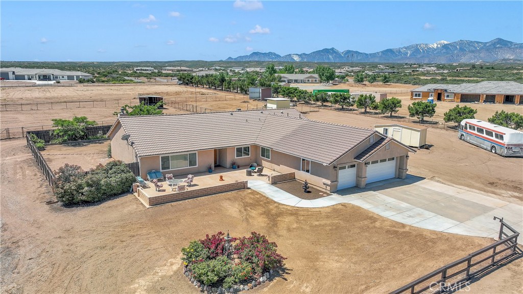 9275 Rattlesnake Rd.