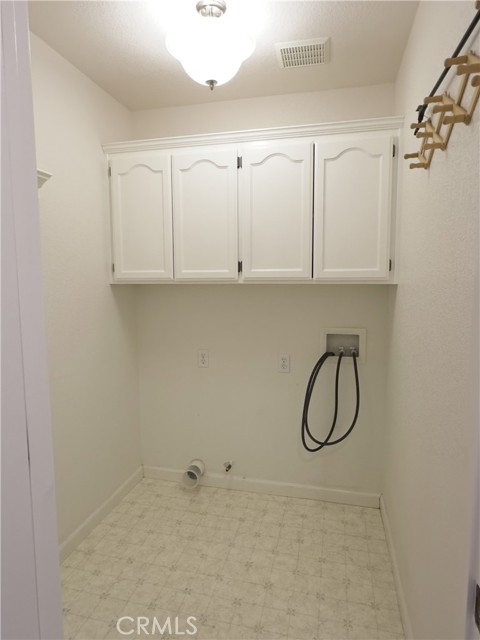 Detail Gallery Image 8 of 38 For 14279 Carnegie, Magalia,  CA 95954 - 3 Beds | 2 Baths