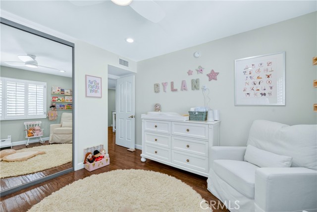 Detail Gallery Image 30 of 36 For 5240 Yarmouth, Encino,  CA 91316 - 3 Beds | 2/1 Baths