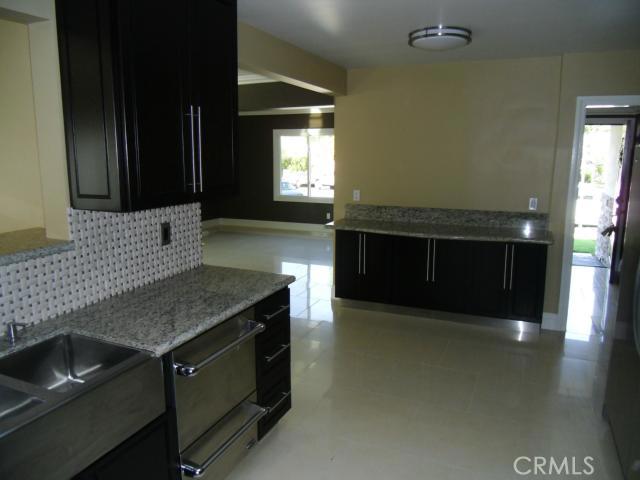 6225 Melvin Avenue photo 11