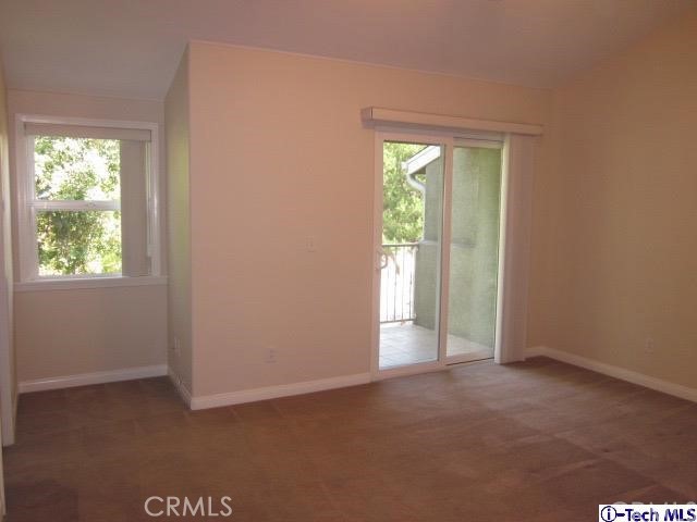 Detail Gallery Image 21 of 31 For 2283 Waltonia Dr #105,  Montrose,  CA 91020 - 3 Beds | 2/1 Baths