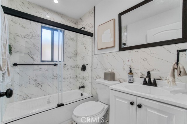 Detail Gallery Image 24 of 29 For 2200 Plant Ave, Redondo Beach,  CA 90278 - 3 Beds | 2 Baths