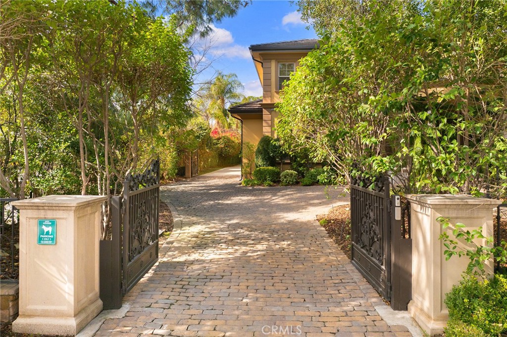 1539 Rodeo Road