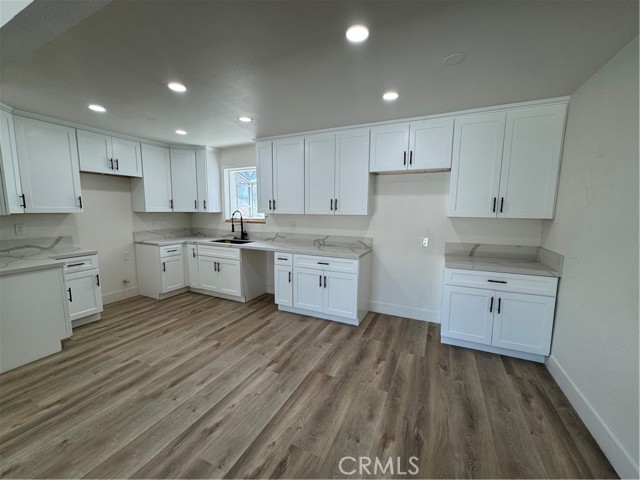 Detail Gallery Image 3 of 23 For 765 W Lexington Ave, Pomona,  CA 91766 - 4 Beds | 3 Baths
