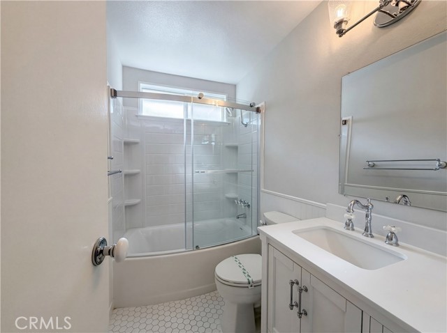 Detail Gallery Image 13 of 20 For 2785 Bonita, Highland,  CA 92346 - 3 Beds | 2 Baths