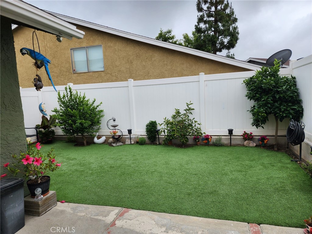 MLS #DW25111653 img 6