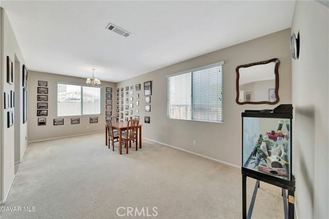 Detail Gallery Image 8 of 56 For 2354 Crimson, Rosamond,  CA 93560 - 4 Beds | 2/1 Baths