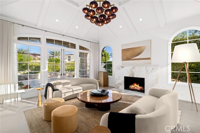 Detail Gallery Image 9 of 70 For 15 Shoreline, Newport Coast,  CA 92657 - 5 Beds | 4/1 Baths