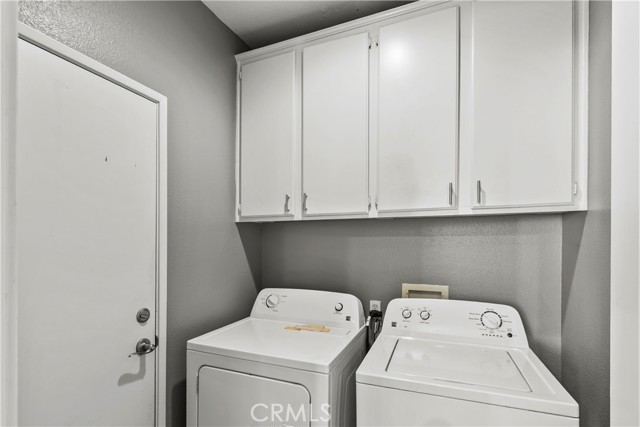 Detail Gallery Image 7 of 15 For 3336 E Rosedale #D,  Orange,  CA 92869 - 3 Beds | 2/1 Baths