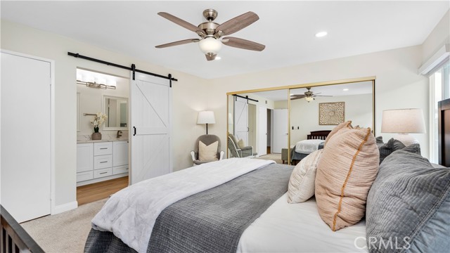 15061 Glass Circle, Irvine CA: https://media.crmls.org/medias/41019d8c-a6ae-4035-a938-8d81ea13336a.jpg