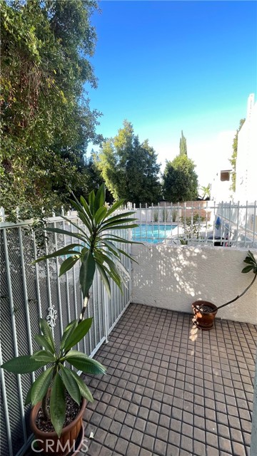 Detail Gallery Image 22 of 30 For 7311 Kester, Van Nuys,  CA 91405 - 2 Beds | 3 Baths