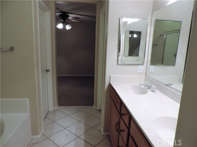 Detail Gallery Image 12 of 20 For 26397 Arboretum Way #1604,  Murrieta,  CA 92563 - 3 Beds | 2/1 Baths