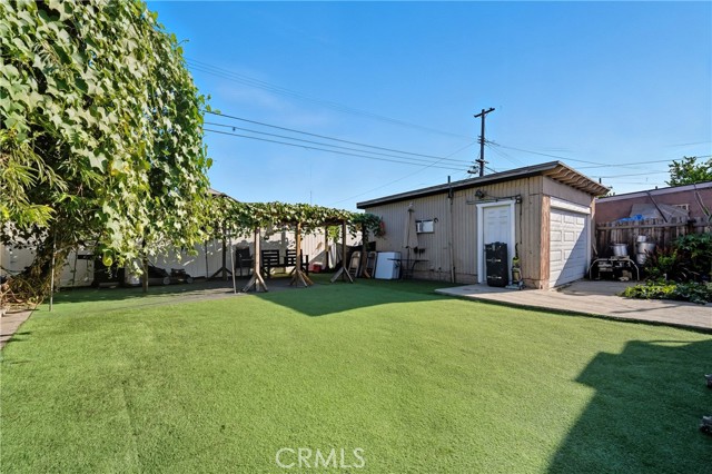 Detail Gallery Image 22 of 26 For 409 W Cedar St, Compton,  CA 90220 - 3 Beds | 2 Baths