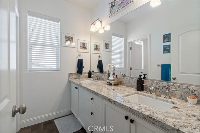 Detail Gallery Image 27 of 49 For 680 S Meridian Ave, Madera,  CA 93636 - 4 Beds | 3/1 Baths